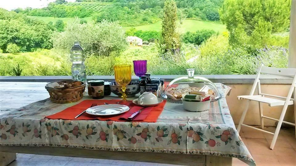 Agriturismo La Barca Nel Bosco Rosciano  외부 사진