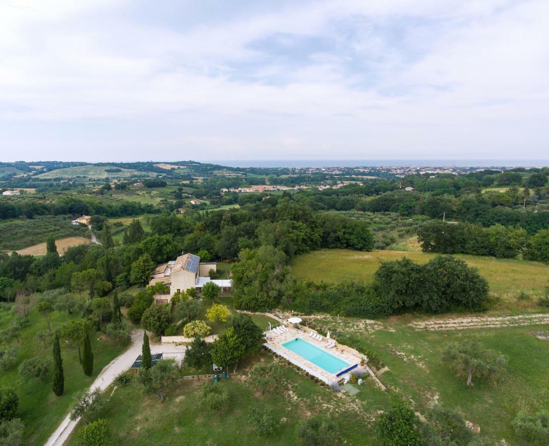 Agriturismo La Barca Nel Bosco Rosciano  외부 사진